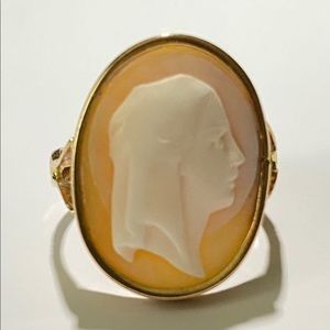 18k gold cameo ring